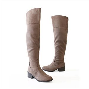 City Classified Suede Slit Block OverTheKnee Boot